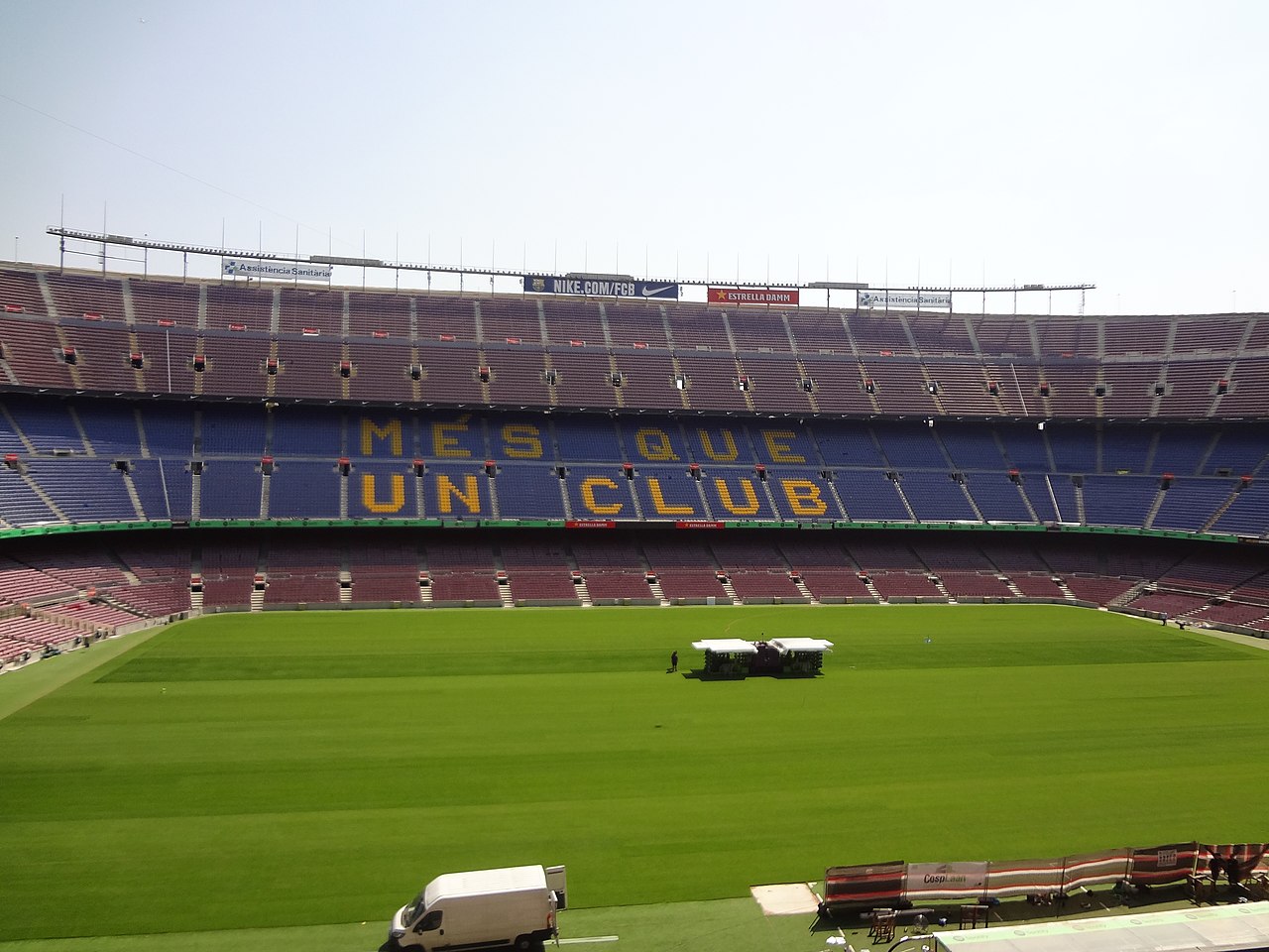 Raphinha Injury Scare, Ferran's Future Uncertain & Barça Hits 150,000 Members - March 27, 2026